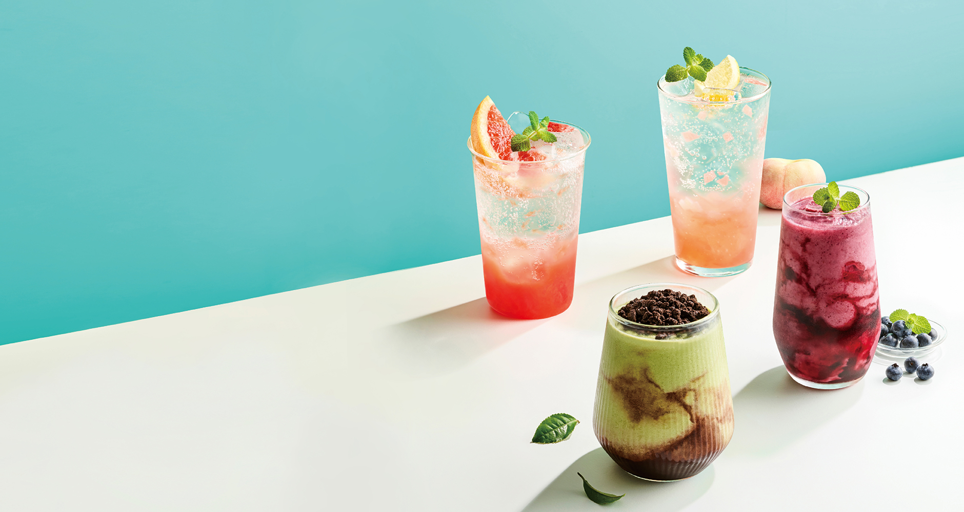 Summer Vibes 내 여름을 색다르게 폴 바셋 에이드&프라페